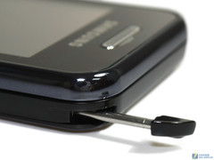 時尚大屏觸控新體驗 三星S5233，不足800元的全能伙伴與藍牙自拍器魅力